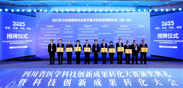 A2A1EE52C70F811DDB4A9A276EDE48B3.jpg A2A1EE52C70F811DDB4A9A276EDE48B3.jpg