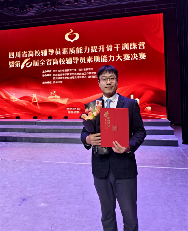 01317008160A8FF032BA33E98D121861.jpg 01317008160A8FF032BA33E98D121861.jpg