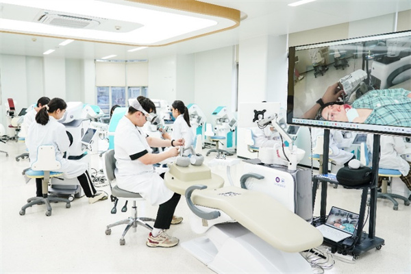 图片9.jpg 图片9.jpg