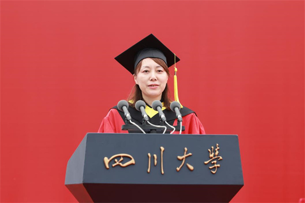66D9BF5F422DCC315A3B13CC520_56B17003_8C8E.jpg